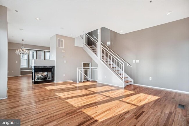 Building Photo - 1662 N Quinn St