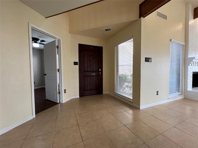 Building Photo - 117 Summit Cove