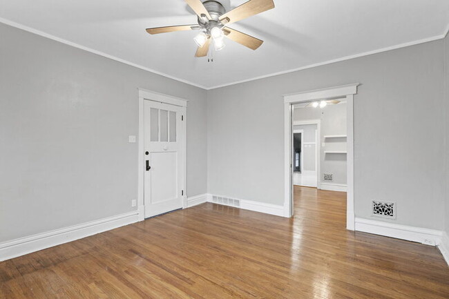 Building Photo - 1514-1518 McCausland Ave