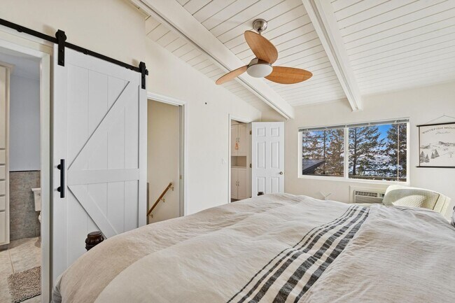 Building Photo - Whitefish Home with Great Lake Views