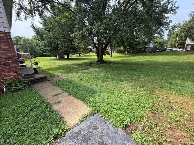 Building Photo - 4426 Cherryhurst Dr