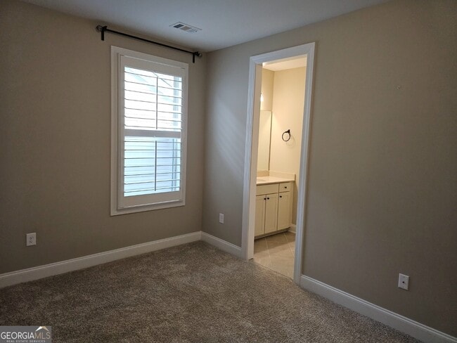 Building Photo - 609 Tulip Poplar Dr