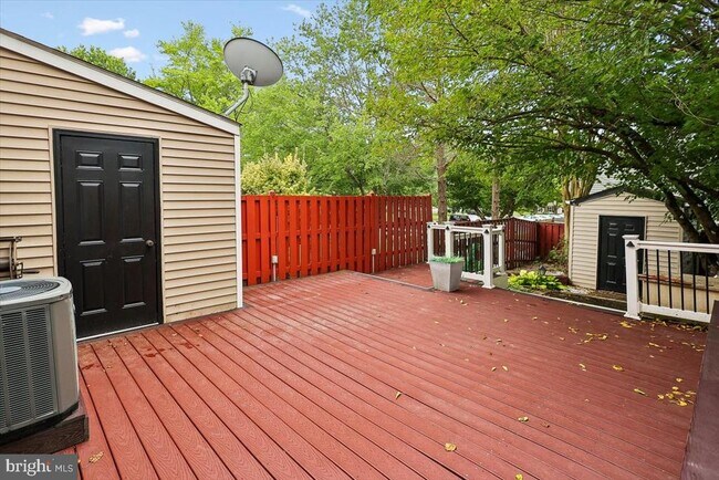 Building Photo - 1594 Lodge Pole Ct