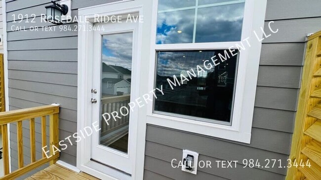 Building Photo - 1912 Rosedale Rdg Ave