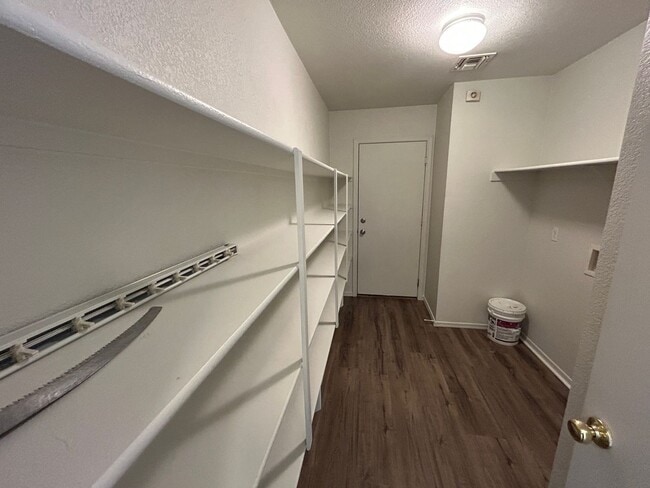 Building Photo - 12329 N Pablo St