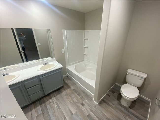 Building Photo - 4063 Halfmoon Bay Dr