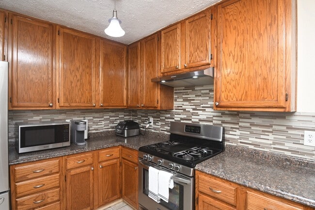 Building Photo - 7514 Split Oak Ct
