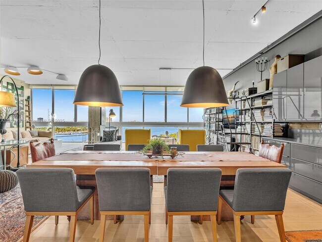 Building Photo - 7934 West Dr