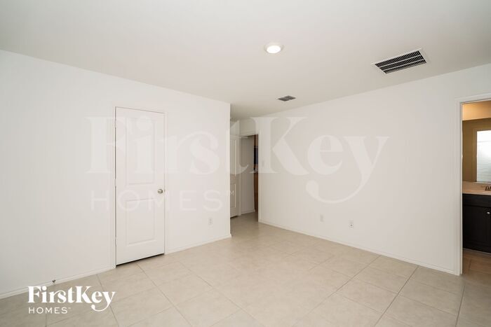 Building Photo - 14841 Firerock Rd