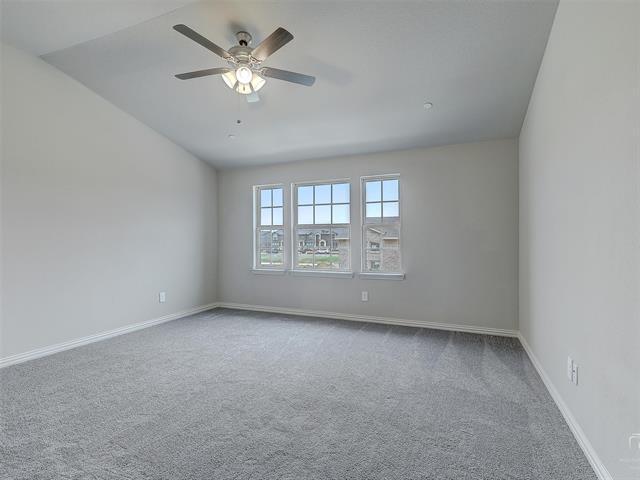 Building Photo - 3337 Solana Cir