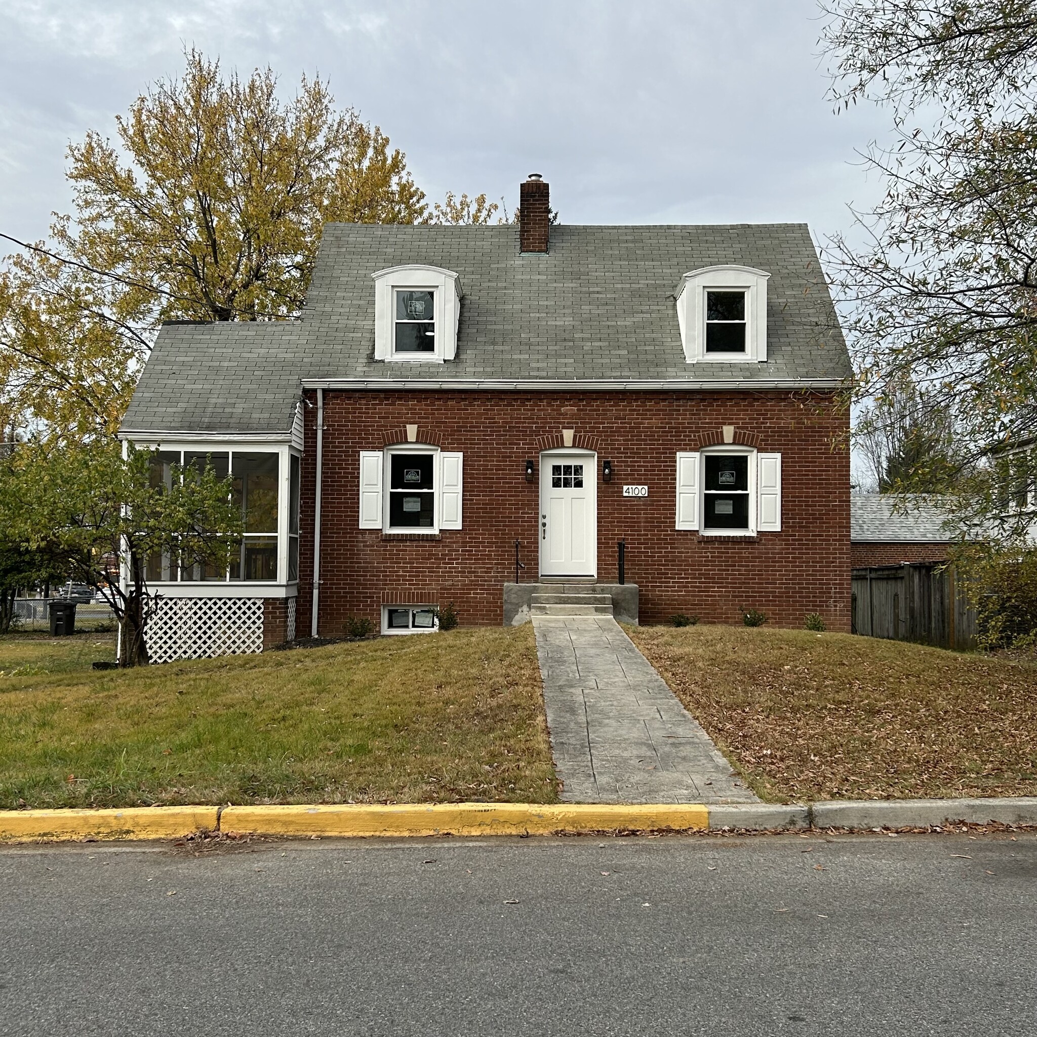 Building Photo - 4100 Roanoke Rd