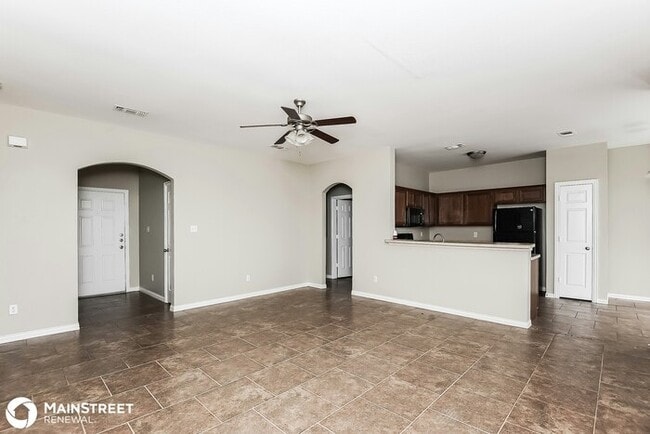 Building Photo - 213 Kennedy Dr, Crowley, TX 76036