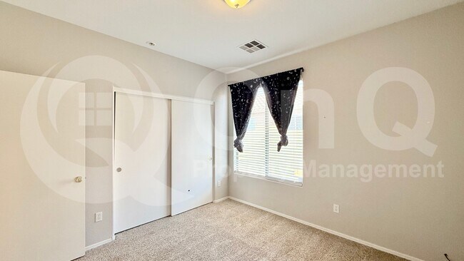 Building Photo - 46186 W Kristina Way