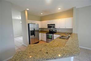 Building Photo - 10621 SW 14th Ct