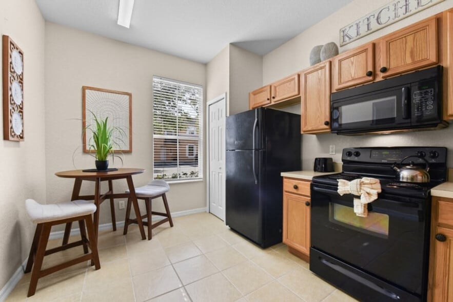Building Photo - 2717 Impala Ln