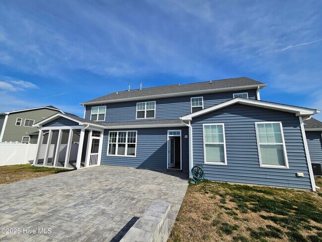 Building Photo - 204 Waterleigh Wy