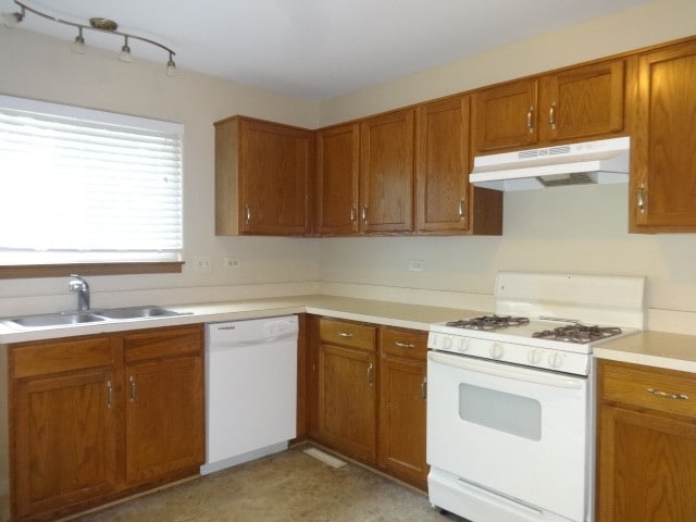 Building Photo - 26316 W Cricket Ct