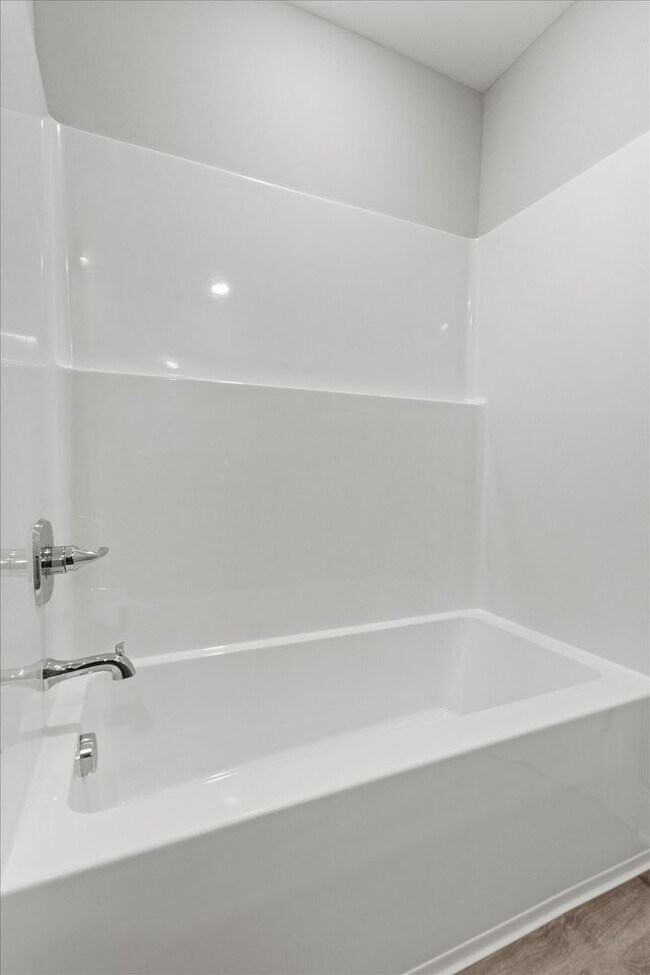 Building Photo - "Brand-New Townhome Awaits!"