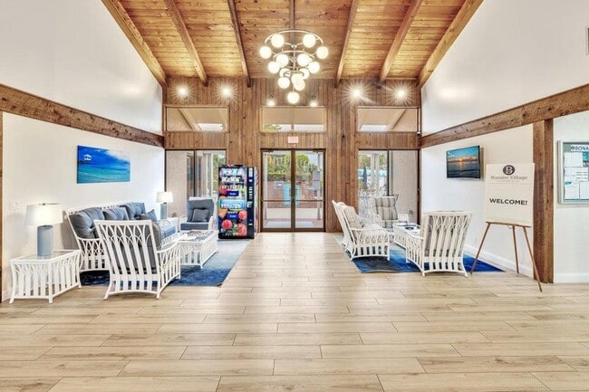 Building Photo - 14527 Bonaire Blvd