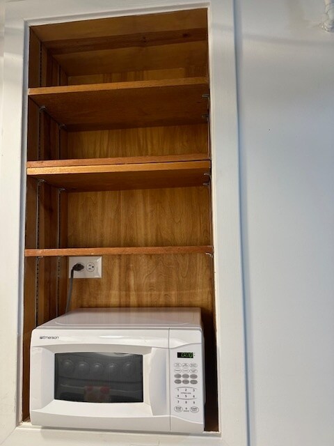 Building Photo - 4418 Greenwich Pky NW