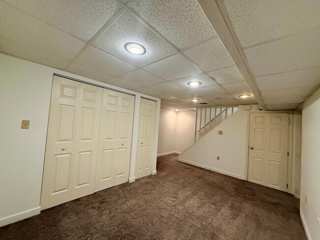 Building Photo - 202 Heatherwood Dr