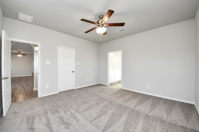 Building Photo - 1472 Sundown Gln Ln