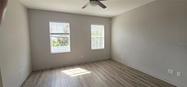 Building Photo - 1801 Burgos Dr