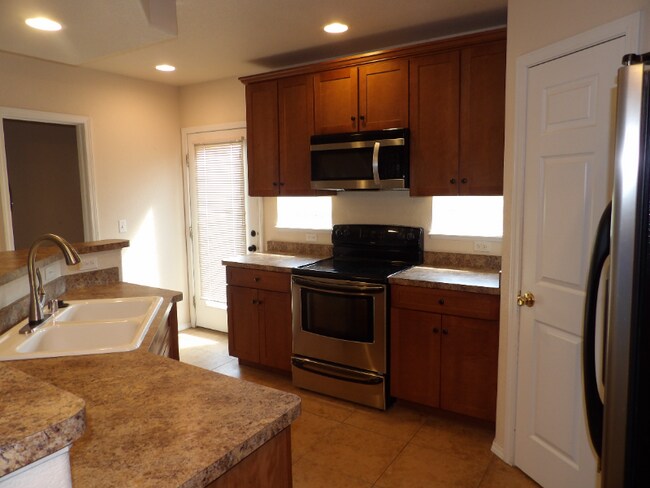 Building Photo - 4351 Susie View