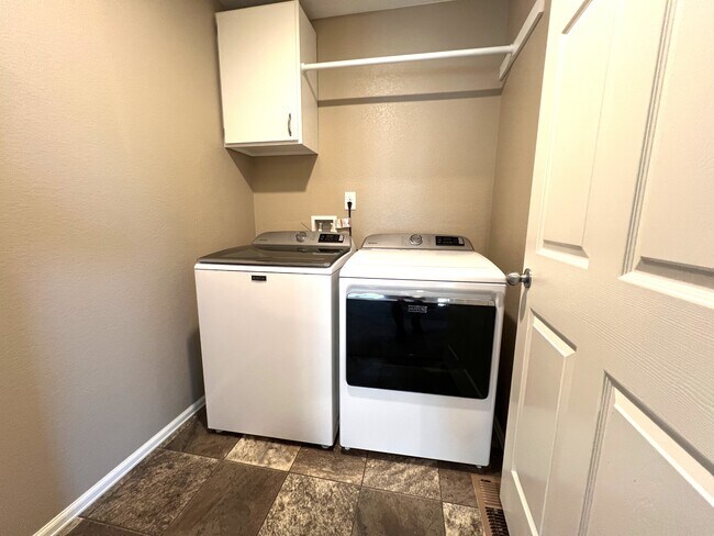 Building Photo - 5837 High Timber Cir