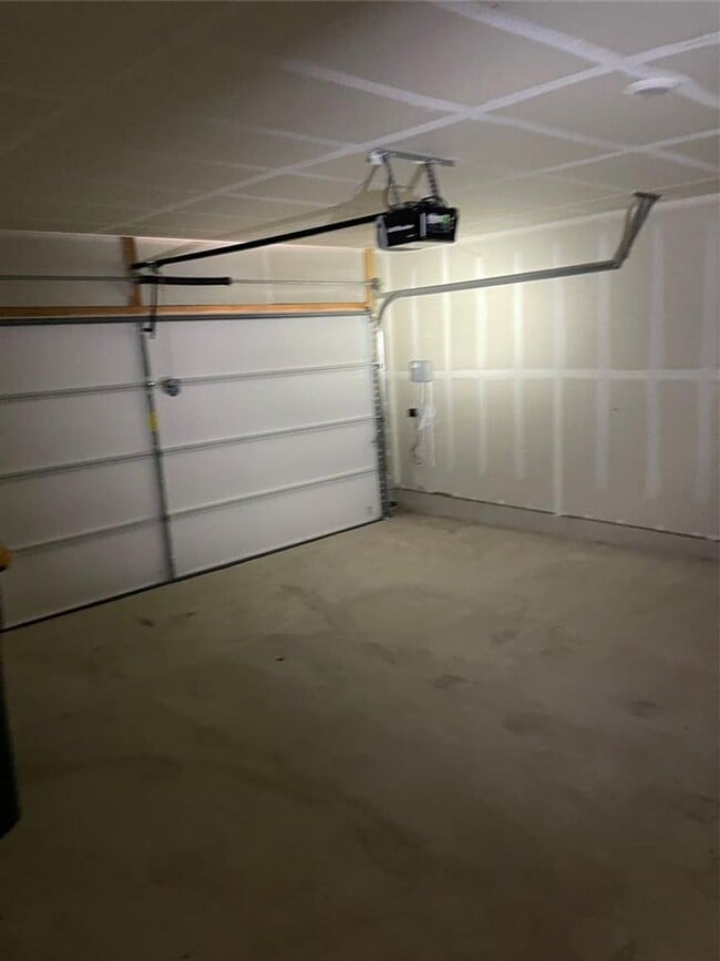 Building Photo - 12201 Token Trl