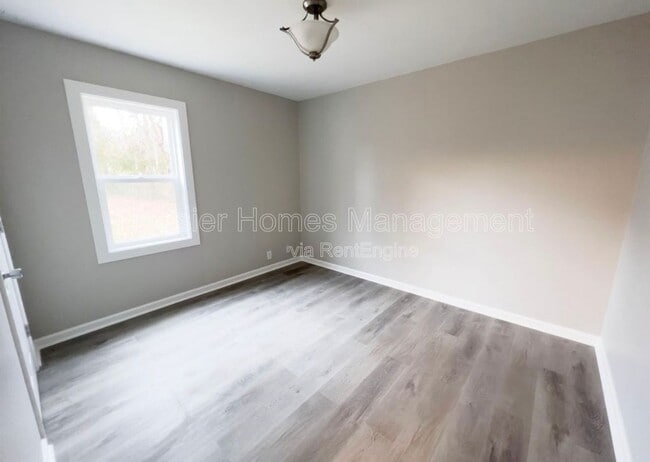 Building Photo - 4337 N Olney St