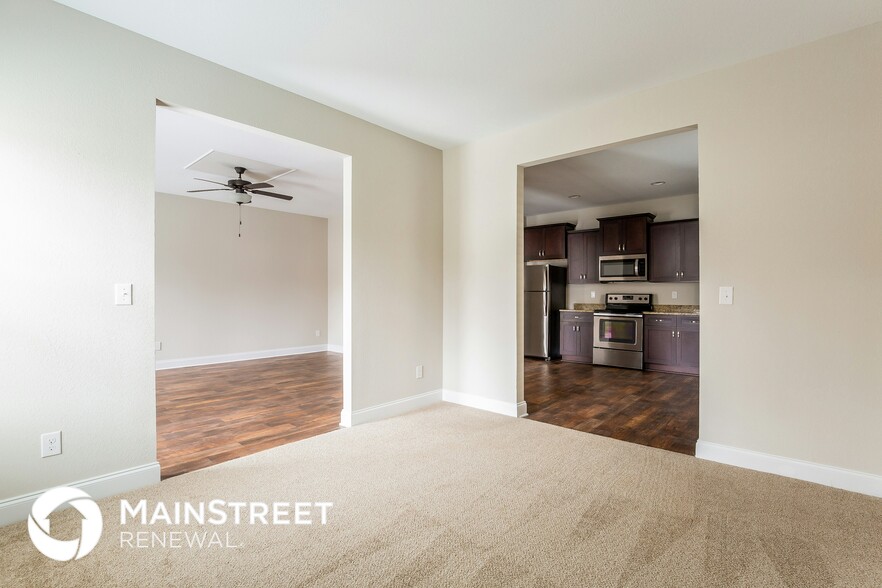 Building Photo - 1209 Catawba Way