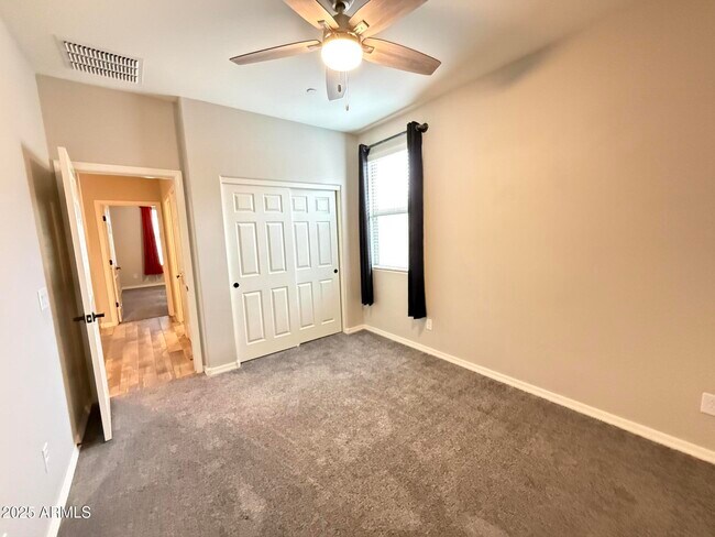 Building Photo - 21217 W Granada Rd