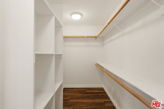 Building Photo - 4128 W 122nd St