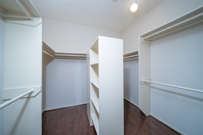 Building Photo - 1711 S Medio River Cir