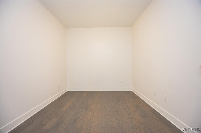 Building Photo - 1020 Elmwood Ave