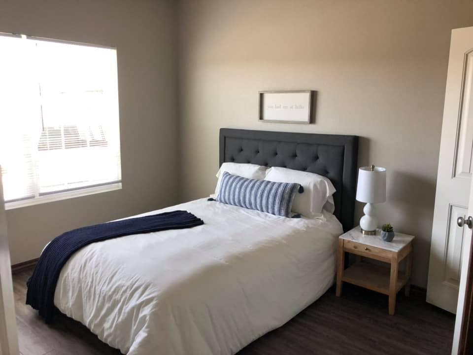 Building Photo - 5703 W 33rd Pl