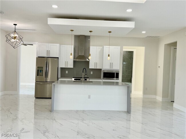 Building Photo - 1926 NW 21st St