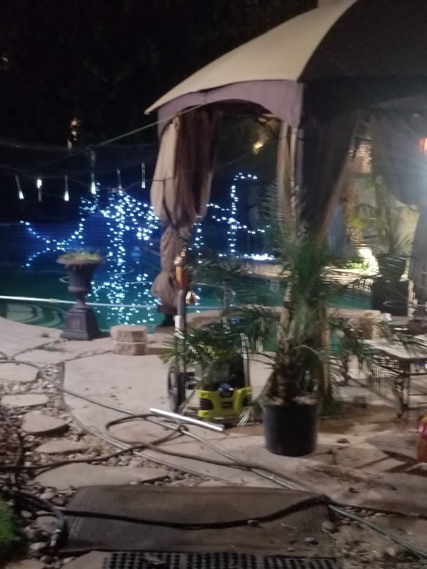 Building Photo - 11034 Landale St