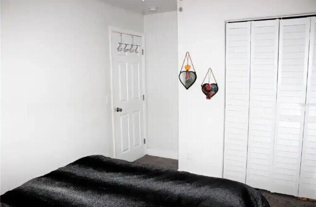 Building Photo - 15144 Jeanie Ln