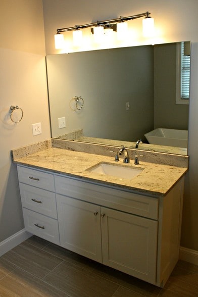 Master Bath - 4623 6th Ave