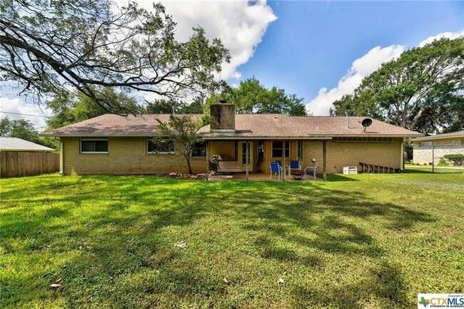 Building Photo - 112 W Mimosa Cir