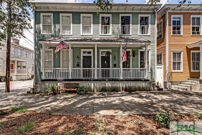 Primary Photo - 533 E Broad St