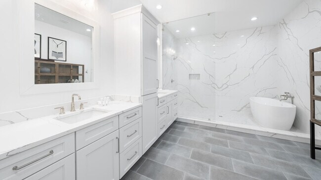 Building Photo - 28 Pelican Glide Ln