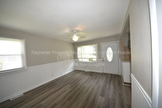 Building Photo - 213 Bassett Ave