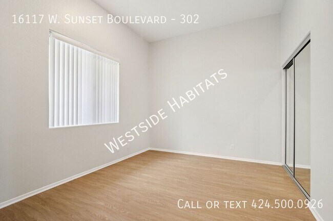 Building Photo - 16117 W Sunset Blvd