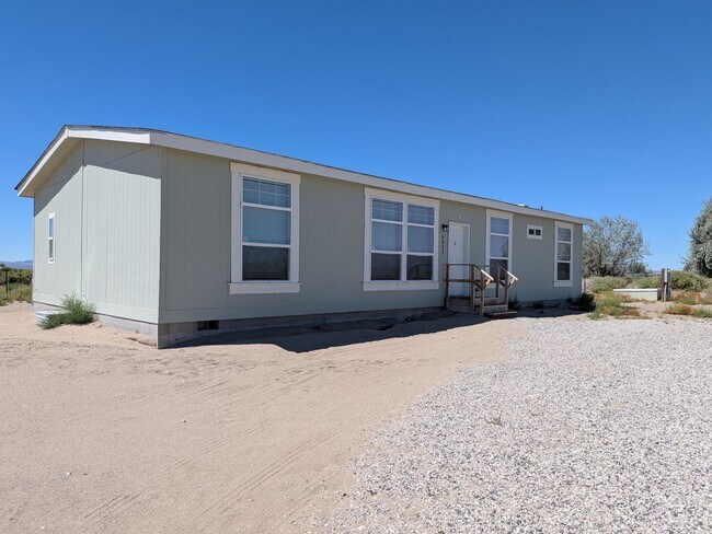Building Photo - 6855 Equinox Ln