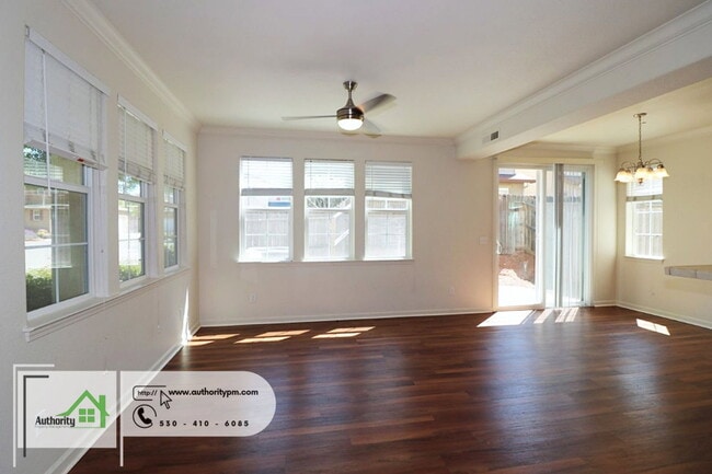 Building Photo - 2359 Shining Star Way