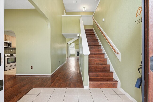 Building Photo - 326 Wild Bird Dr