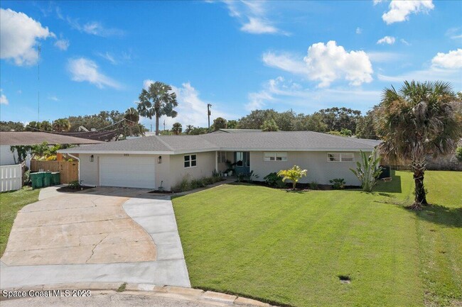 Building Photo - 555 Norwood Ct